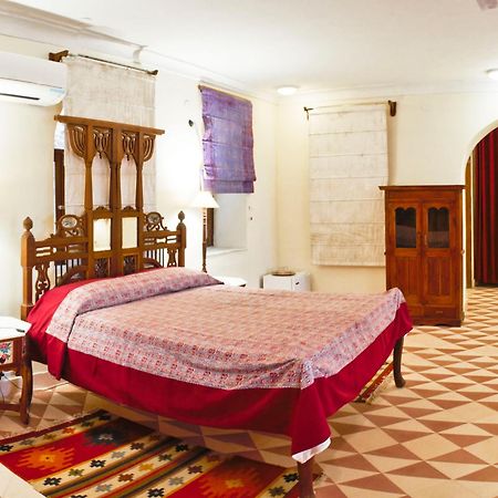 Neemrana'S - Tijara Fort Palace Ngoại thất bức ảnh