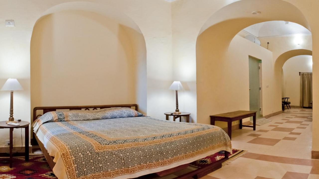 Neemrana'S - Tijara Fort Palace Ngoại thất bức ảnh