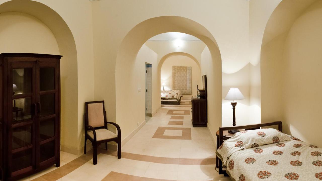 Neemrana'S - Tijara Fort Palace Ngoại thất bức ảnh