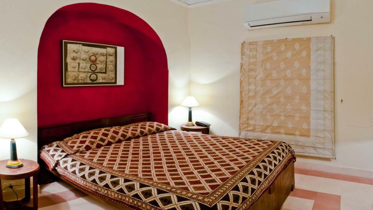 Neemrana'S - Tijara Fort Palace Ngoại thất bức ảnh